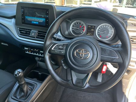 2025-Toyota-Starlet-15-XS_9