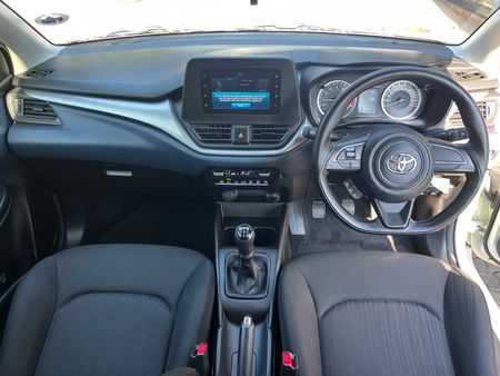 2025-Toyota-Starlet-15-XS_7