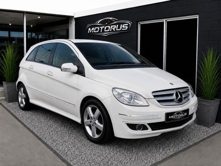 2009-Mercedes-Benz-B-Class-B-200-Turbo-Auto_0
