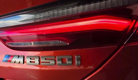 2020-BMW-8-Series-M850i-xDrive-Individual_11