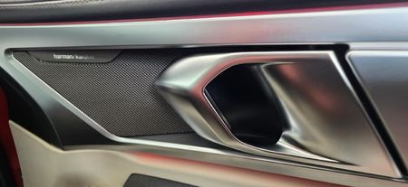 2020-BMW-8-Series-M850i-xDrive-Individual_14
