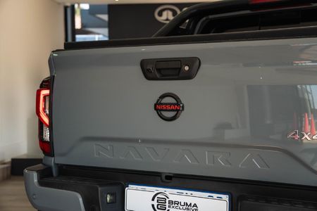 2021-Nissan-Navara-25-DDTi-PRO-4X-4X4-Auto-Double-Cab_8