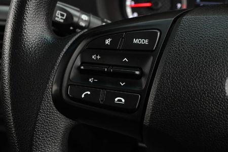 2023-Hyundai-Grand-i10-10-Motion_20