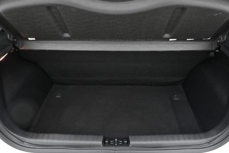 2023-Hyundai-Grand-i10-10-Motion_23