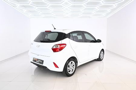 2023-Hyundai-Grand-i10-10-Motion_2