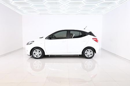 2023-Hyundai-Grand-i10-10-Motion_5