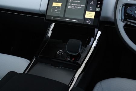 2024-Land-Rover-Range-Rover-Sport-P460e-Dynamic-HSE_5