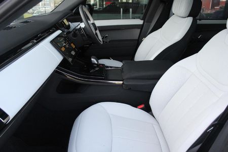 2024-Land-Rover-Range-Rover-Sport-P460e-Dynamic-HSE_6
