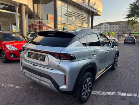 2026-Suzuki-Fronx-15-GLX_6