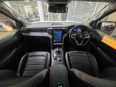 2025-Volkswagen-Amarok-30-TDI-V6-184kW-4Motion-Style-Auto-Double-Cab_6