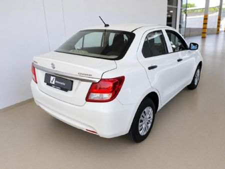 2025-Suzuki-Dzire-12-GA_3