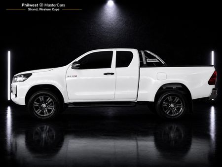 2024-Toyota-Hilux-24-GD-6-Raised-Body-Raider-Extended-Cab_1