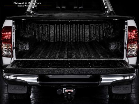 2024-Toyota-Hilux-24-GD-6-Raised-Body-Raider-Extended-Cab_26