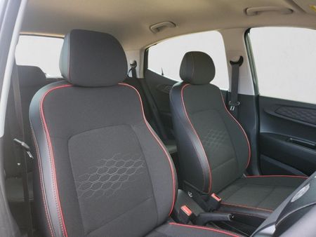 2026-Hyundai-Grand-i10-12-Motion-Auto_14