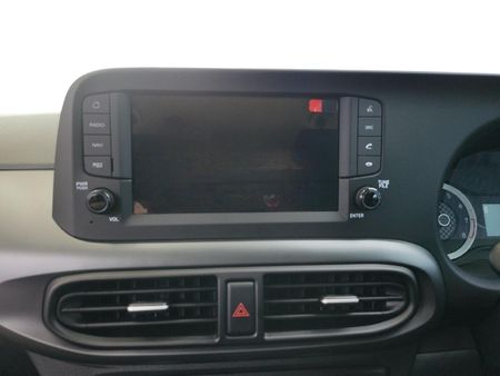 2026-Hyundai-Grand-i10-12-Motion-Auto_19