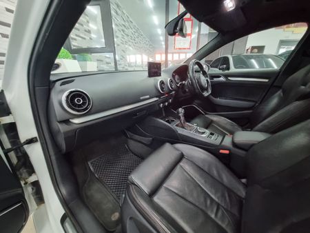 2016-Audi-S3-Sedan-quattro-Auto_11