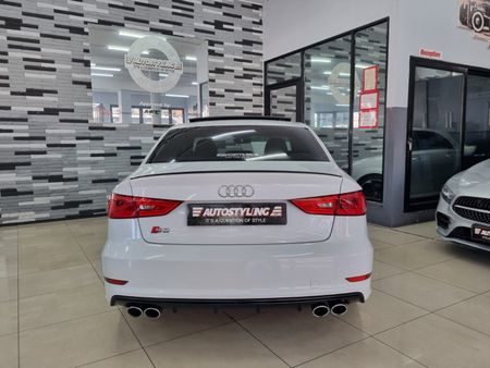 2016-Audi-S3-Sedan-quattro-Auto_6