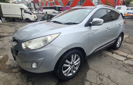 2010-Hyundai-ix35-24-GLS-Elite-AWD-Auto_2