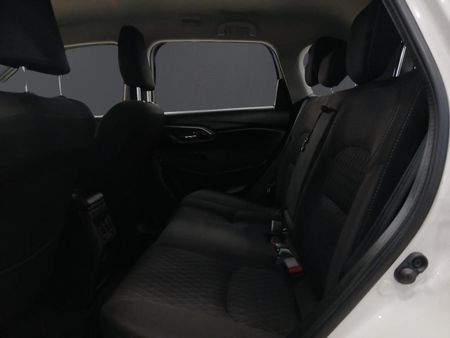 2025-Toyota-Urban-Cruiser-15-XR-Auto_12