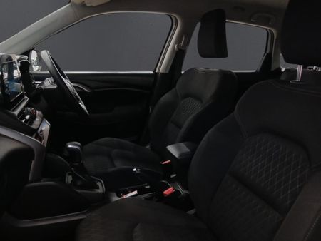 2025-Toyota-Urban-Cruiser-15-XR-Auto_13