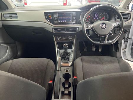 2020-Volkswagen-Polo-10-TSI-Comfortline_8