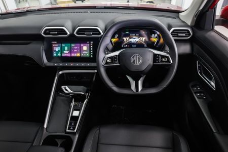 2026-MG-ZS-PRO-15T-Com-CVT-Auto_16