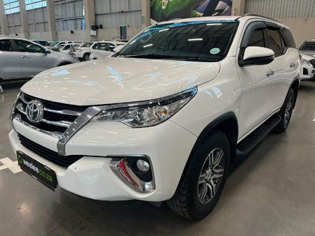 2020-Toyota-Fortuner-24-GD-6-Raised-Body-Auto_6