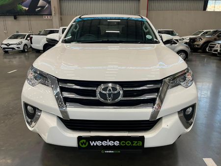 2020-Toyota-Fortuner-24-GD-6-Raised-Body-Auto_7