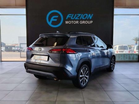 2023-Toyota-Corolla-Cross-18-XR-Hybrid_14
