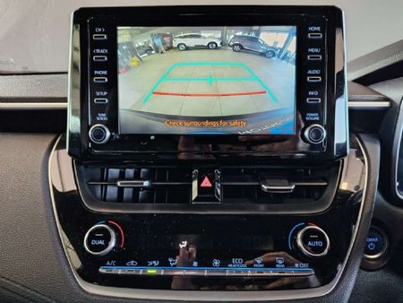 2023-Toyota-Corolla-Cross-18-XR-Hybrid_8