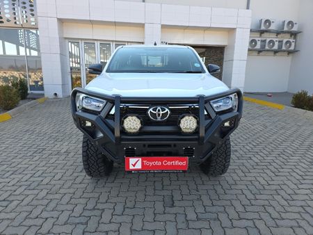 2021-Toyota-Hilux-28-GD-6-Raised-Body-Legend-Auto-Extended-Cab_3