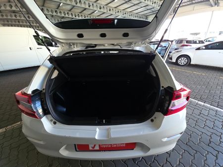 2025-Toyota-Starlet-15-XS-Auto_21