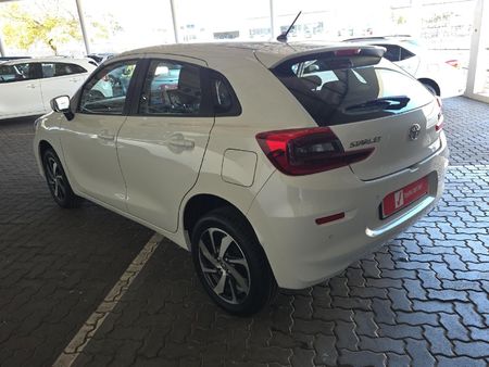 2025-Toyota-Starlet-15-XS-Auto_25