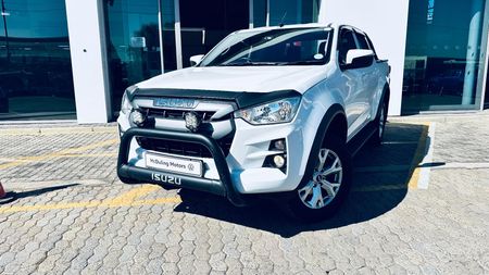 2024-Isuzu-D-Max-19-DDI-HR-LS-Auto-Double-Cab_2