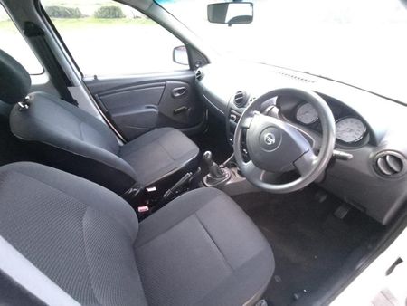 2019-Nissan-NP200-15-dCi-Safety-Pack_9