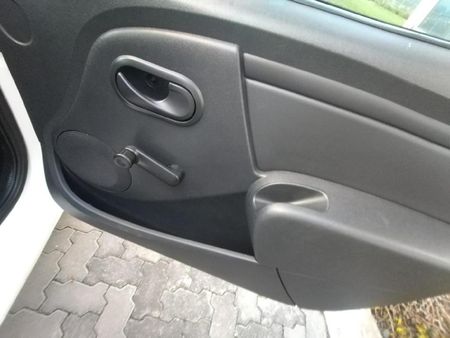 2019-Nissan-NP200-15-dCi-Safety-Pack_7