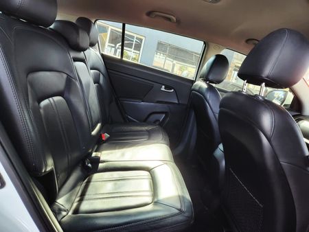 2012-Kia-Sportage-20-Auto_15