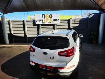 2012-Kia-Sportage-20-Auto_8