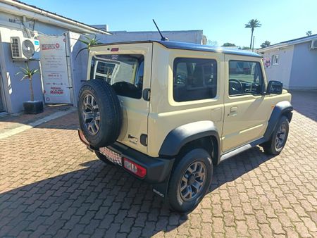 2022-Suzuki-Jimny-15-GLX-Auto_19