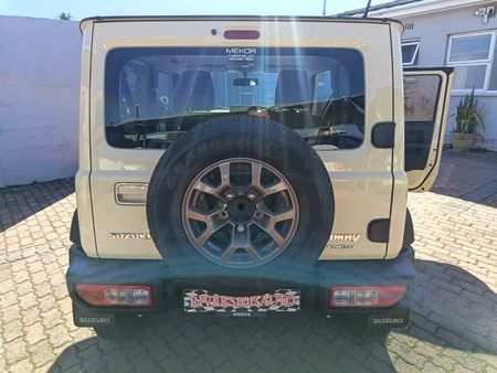 2022-Suzuki-Jimny-15-GLX-Auto_21