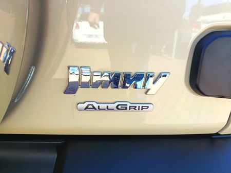 2022-Suzuki-Jimny-15-GLX-Auto_24