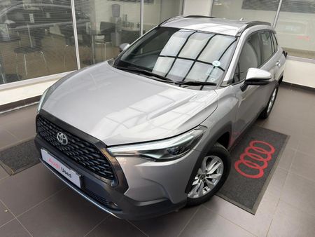 2022-Toyota-Corolla-Cross-18-XS_11