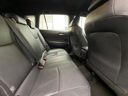 2022-Toyota-Corolla-Cross-18-XS_32