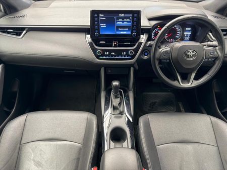 2022-Toyota-Corolla-Cross-18-XS_35