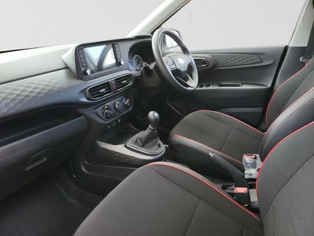 2026-Hyundai-Grand-i10-10-Motion_18