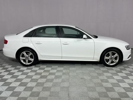2013-Audi-A4-18-T-SE-Auto_12