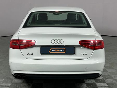 2013-Audi-A4-18-T-SE-Auto_13