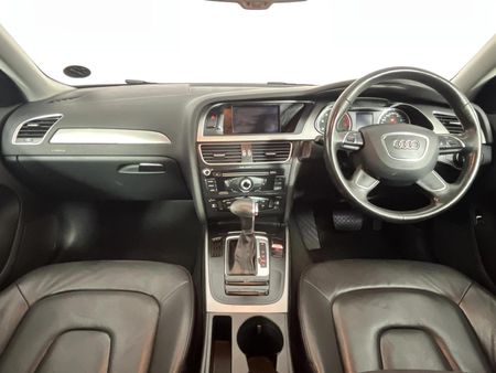 2013-Audi-A4-18-T-SE-Auto_1