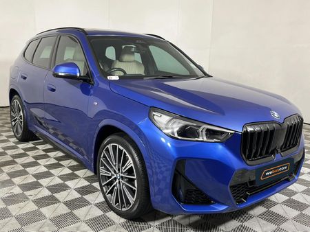 2022-BMW-X1-sDrive18i-M-Sport_16