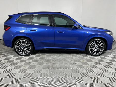 2022-BMW-X1-sDrive18i-M-Sport_17